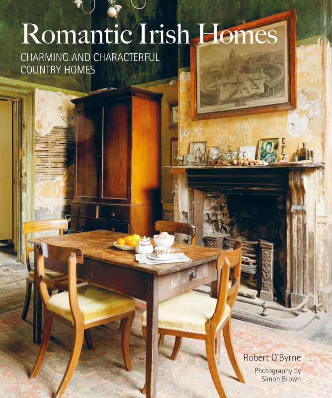 Book cover image - Romantic Irish Homes