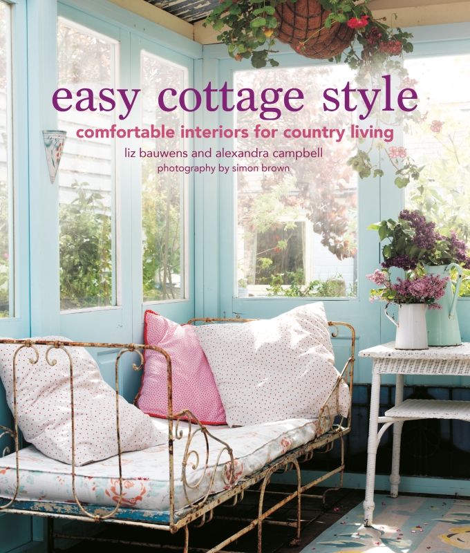 Book cover image - Easy Cottage Style