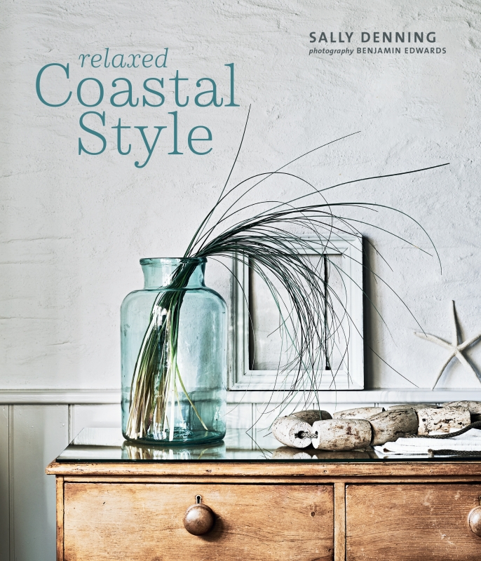 Book cover image - Relaxed Coastal Style