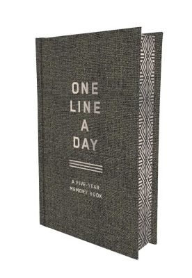 Book cover image - Charcoal Canvas One Line a Day