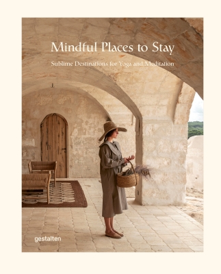 Book cover image - Mindful Places to Stay