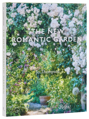 Book cover image - The New Romantic Garden