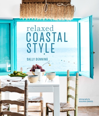 Book cover image - Relaxed Coastal Style