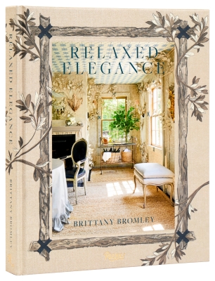 Book cover image - Relaxed Elegance